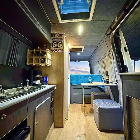 Botel Leoventure Campervan